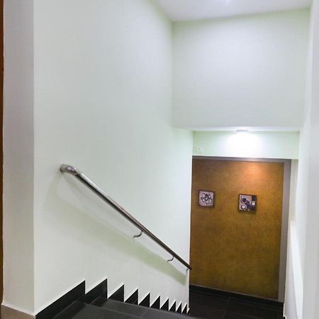 Hotel Newcastle Wadakkanchery Extérieur photo