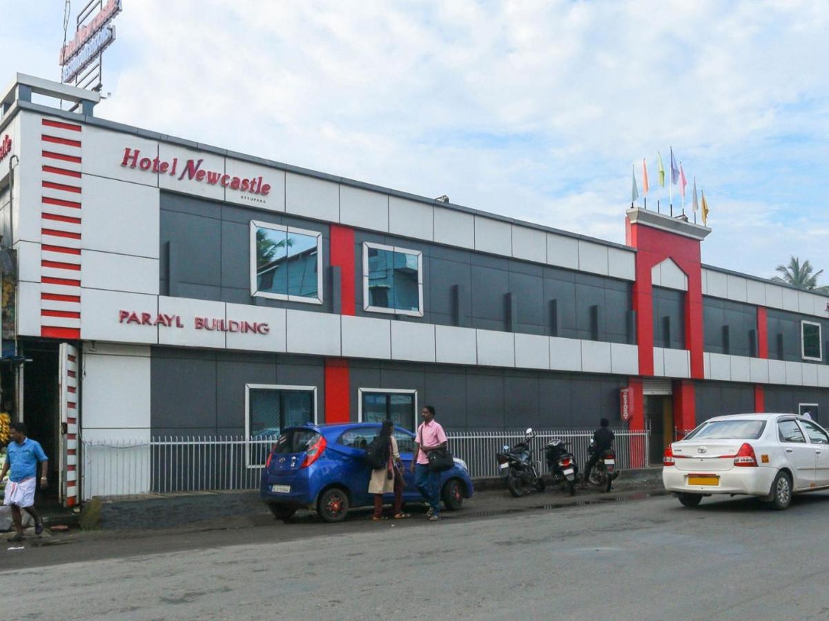 Hotel Newcastle Wadakkanchery Extérieur photo